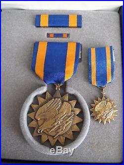 WW2 WWII World War 2 Air Medal US Air Corps Full Set Box