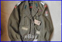 WW2 polish NCO battledress blouse with medals in box