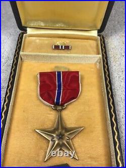 WWII Bronze Star Medal with Label Pin & Coffin Case