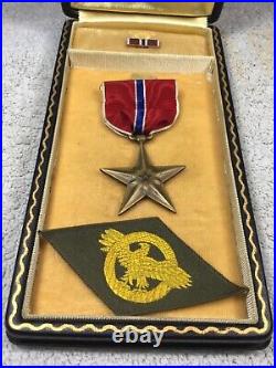 WWII Bronze Star Medal with Label Pin & Coffin Case