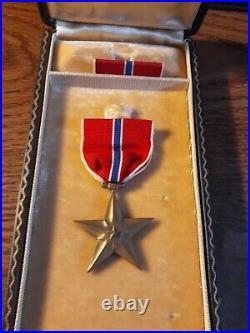 WWII Era Bronze Star Medal with Ribbon and Coffin Case