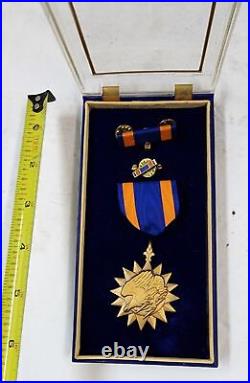 WWII USAAF Air Force Air Medal Set Brooch Medal with Ribbon Bar & Lapel Pin