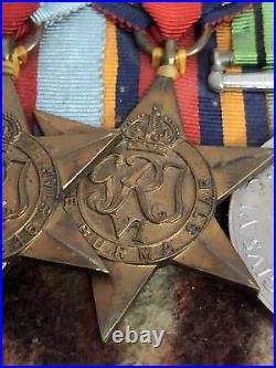 WWI Original Australian And British Silver And Bronze Medals Star GRJ V 1935-45