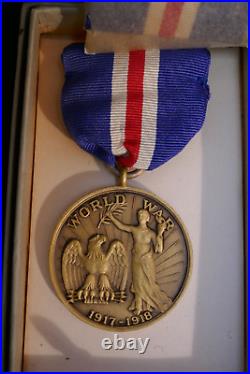 WWI State of Connecticut World War 1917 1918 Service Medal Ribbon & Box, Mint