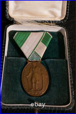 WWI Weimar Republic Medal'Industrie und Handelskammer' Plauen, Saxony with Case