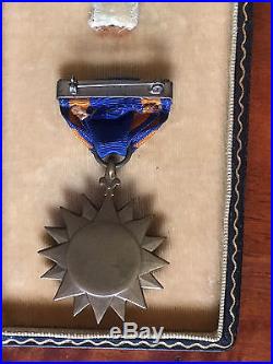 WW II Numbered Air Medal And Numbered Distinguished Flying Cross, cased complete