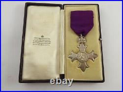 Ww1 Era Mbe Medal Solid Sterling Silver Garrards In Fitted Case 1918