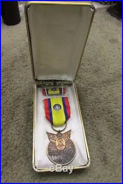 Ww2 Chinese Service Medal In Original Box # 16827 China War Japan
