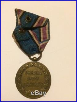 Ww2 Polish Medals+Ribbon Bar Monte Cassino+Dog Tags