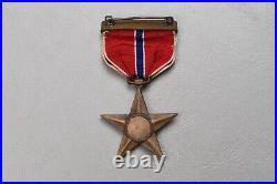 Wwii U. S. Navy/marine Corps Bronze Star Medal In Short Leatherette Case