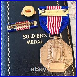Wwii Us Army Soldiers Medal For Valor Slot Brooch Ribbon Bar Lapel Pin Case Ww2